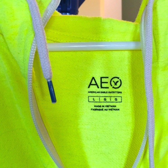 American Eagle Outfitters Zip-Up - Picture 2 of 3